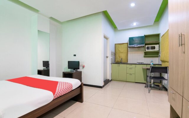 OYO 554 Hotel Red Carpet Residence