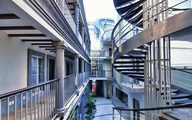 The Jonathon Boutique Hotel