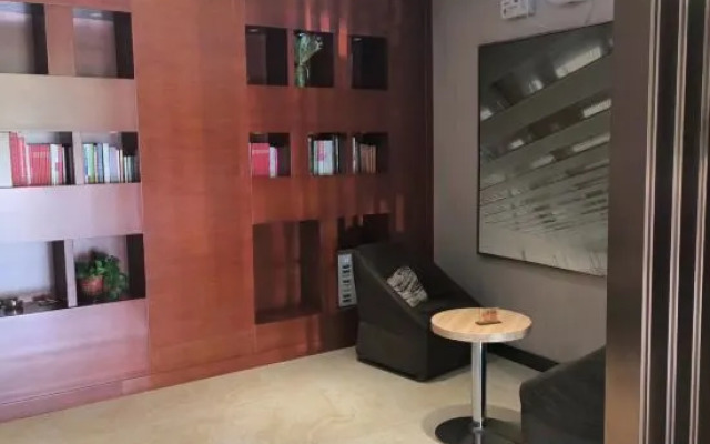 Jinxuan Hotel (Zhengzhou South Third Ring Road)