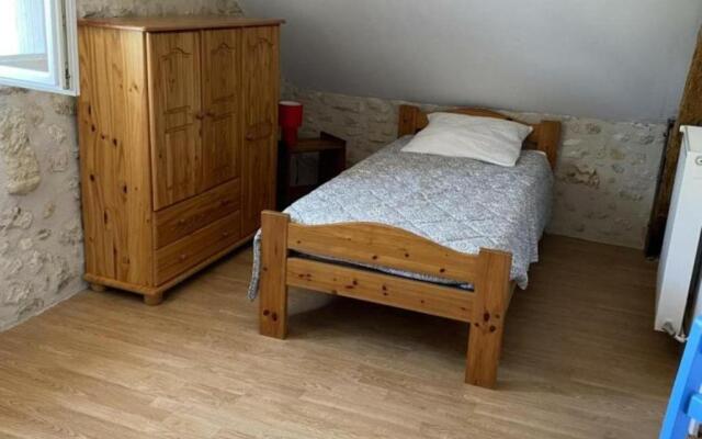 Gîte Saint-Épain, 3 pièces, 4 personnes - FR-1-381-169