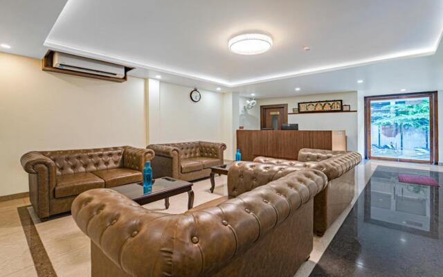 Treebo Aaravi Residency, 800 Mtrs From Promenade Beach