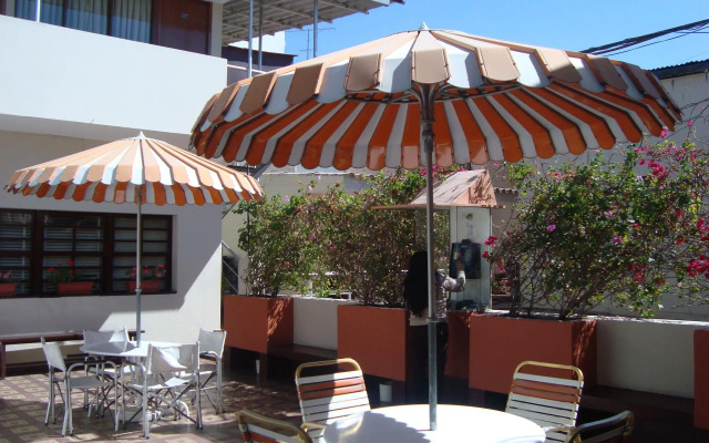 Hotel Tito