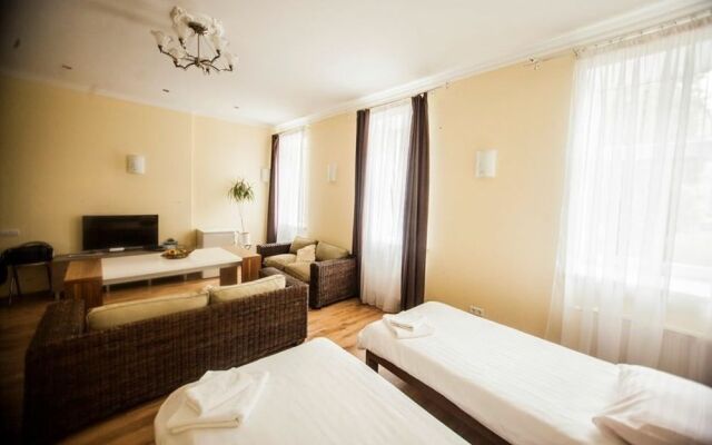 Biplan Guest House Aleksandria