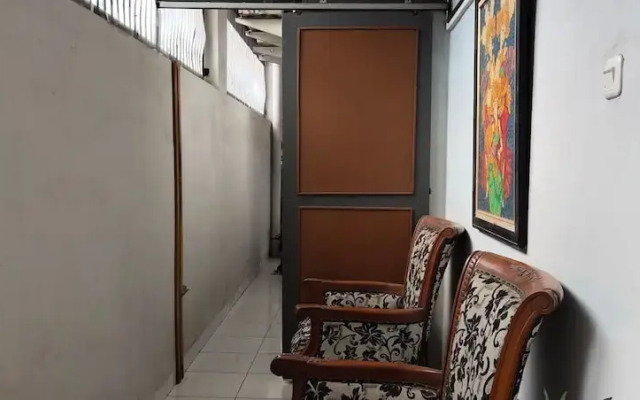 Catherine Dorowati Homestay