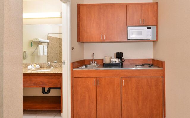 Starlight Inn & Suites Motel 29 Palms Joshua Tree National Park