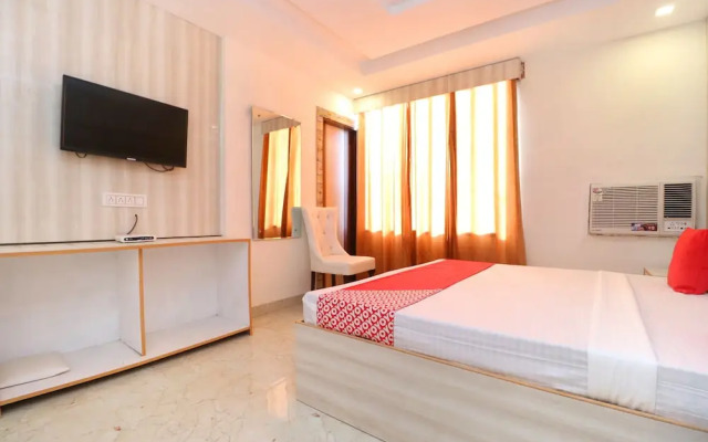 OYO 4682 Hotel Indraprastha