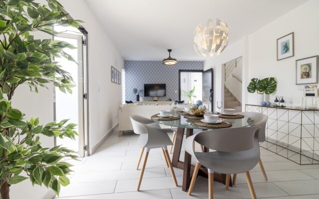 Modern 4-BR Villa in Gated Community
