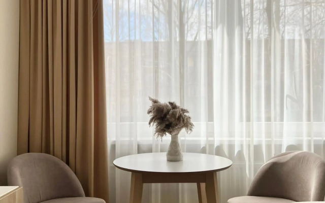 Newly furnished studio apartment