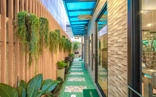Penyos Residence