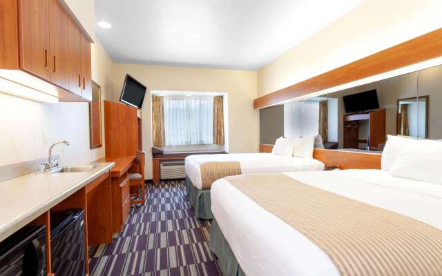 Microtel Inn & Suites by Wyndham Gulf Shores