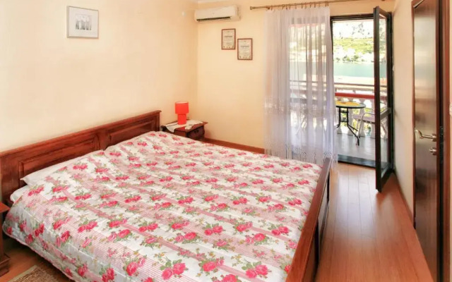 Simun Apartments