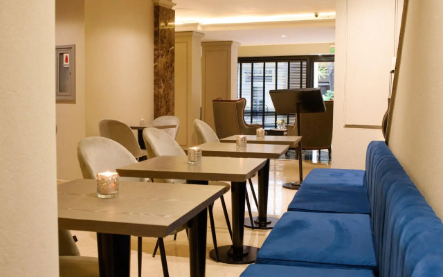 SuMa Recoleta Hotel