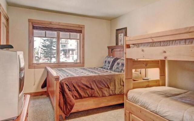 18 Autumn Brook Condo