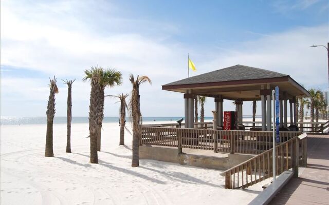 Beachview 325 by RedAwning