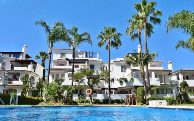 Serinamar - Los Naranjos De Marbella
