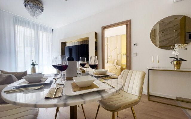 Emerald Downtown Suites