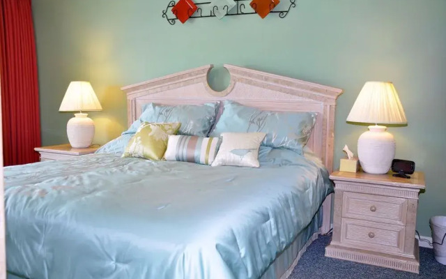 Windy Hill Dunes 701 4 Br condo by RedAwning