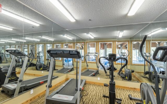 All American Inn & Suites Norwalk