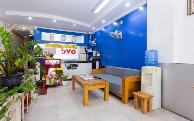 Oyo 553 Truong Giang Hotel