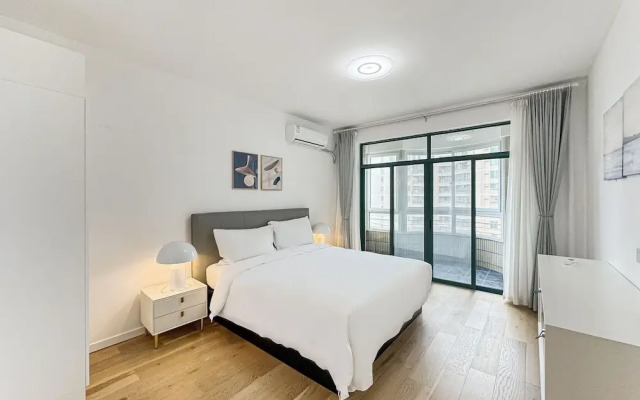Tyms 2BR 2BA Apt Near MetroCity Line 1 9