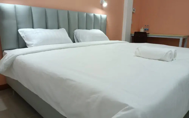 The Peachhotel