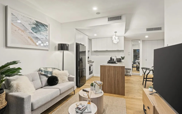 Modern South Bank Apt Walk to Dining – Guest Rooms – Brisbane