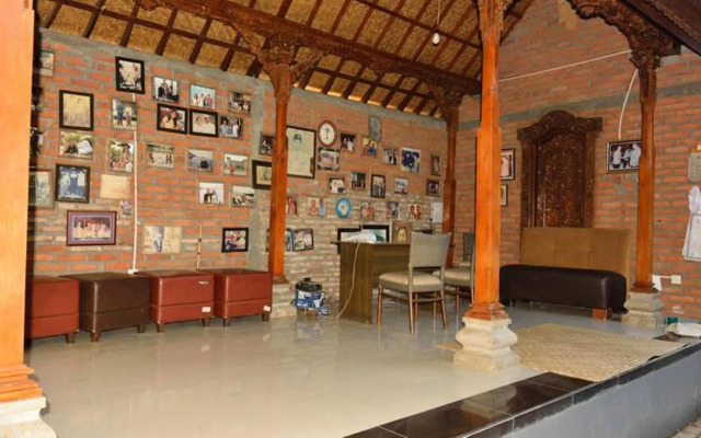 Kaya Culture House
