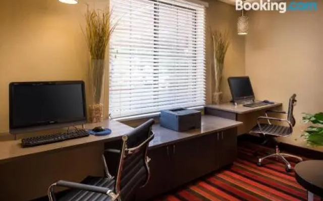 Ramada Inn & Suites Denver International Airport