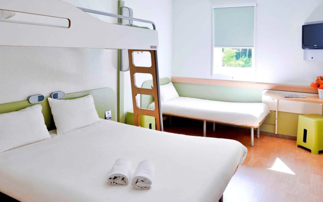 ibis budget Orange Centre