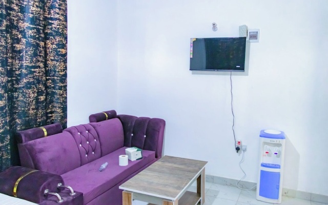 Yomoke Hotel Miritini