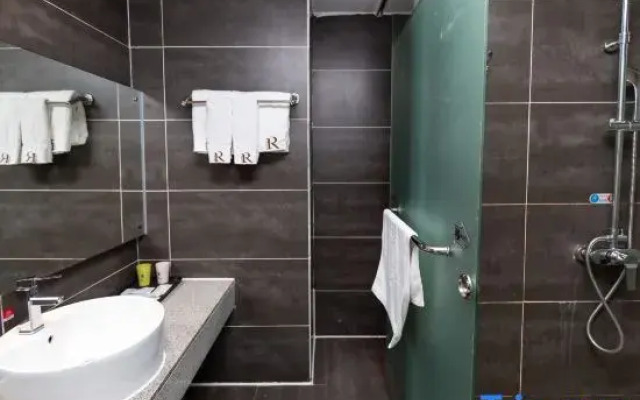 Ruyi Hotel (Dongguan Mayong Town)