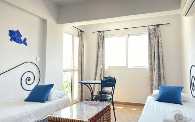 Nicki Resort Cozy Studio Inland View