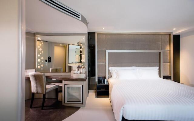Azure Hotel Pattaya