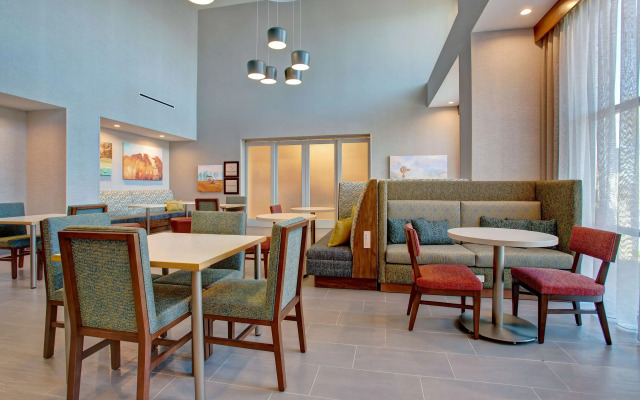 Hampton Inn & Suites Borger