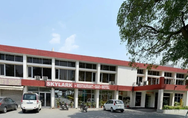 Skylark Tourist Resort Panipat