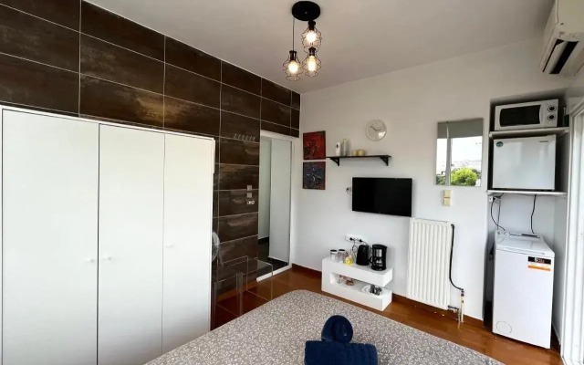 Glyfada 1-Room Studio