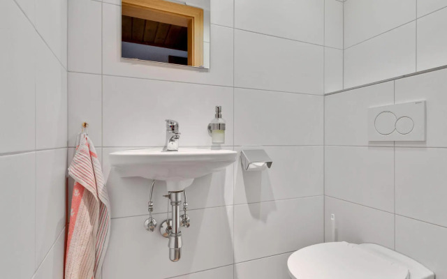 Spacious Apartment in Kappl