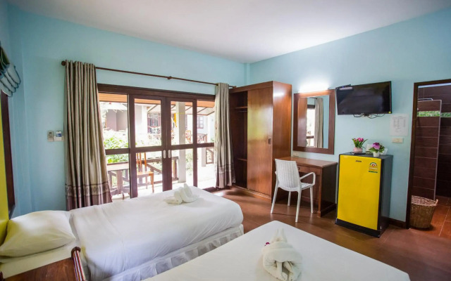 Sang Aroon Bungalow