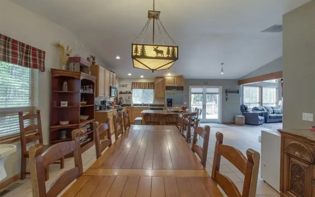 Elder Family Lodge