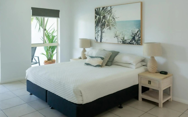 Waters Edge Apartment