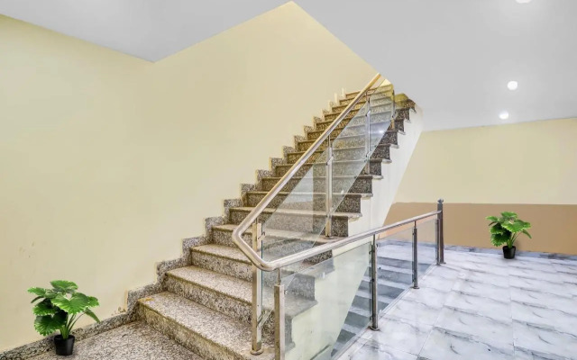 OYO Flagship 70284 Prince Home Stay