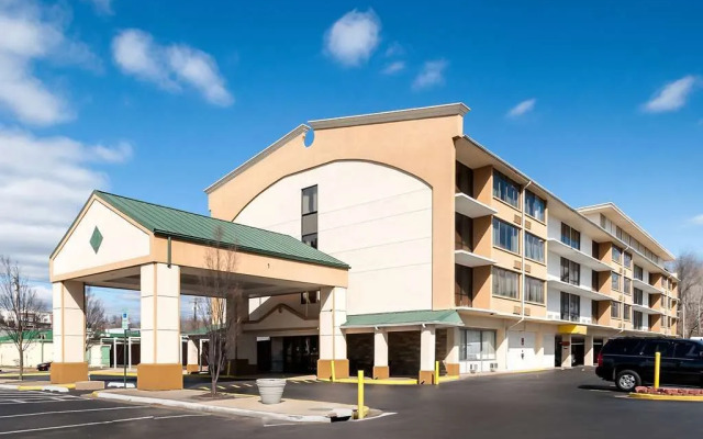 Quality Inn & Suites