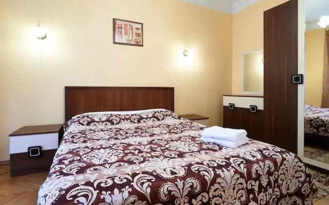 Home-Hotel Pushkinskaya 2-4-7