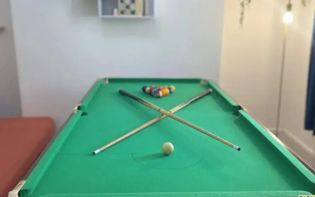Modern Townhouse-free Parking-game Room-w-ifi