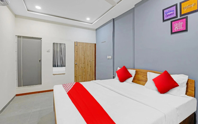 OYO Flagship 80625 Hotel King Land