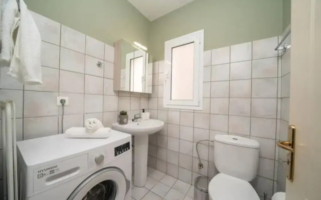 Central & Elegant Suite with private garden
