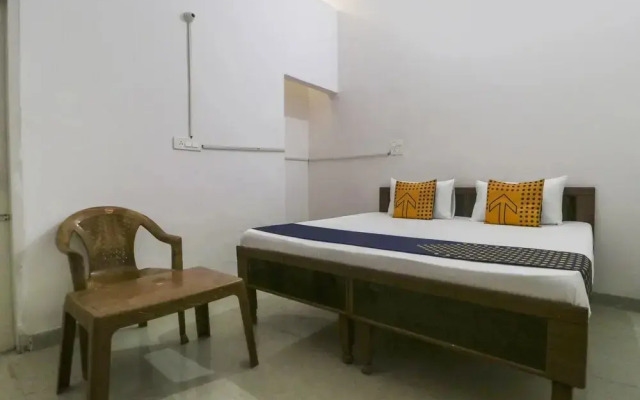 Motel Vishesh by OYO Rooms