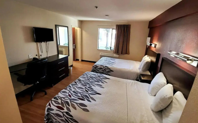 California Inn & Suites Rancho Cordova - Sacramento