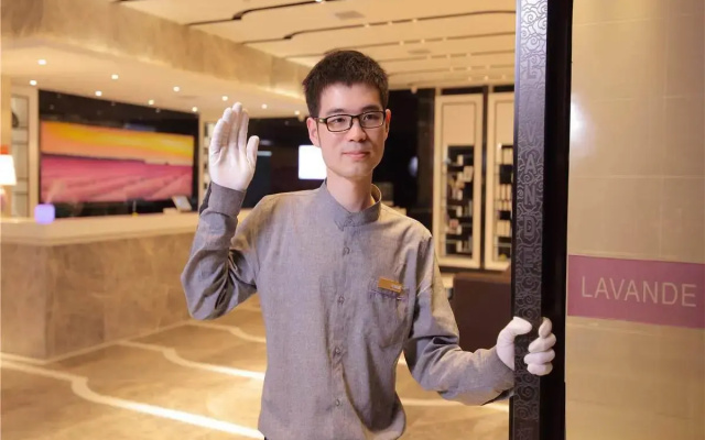 Lavande Hotel (Wuhan Optical Valley Chuxiong Avenue)