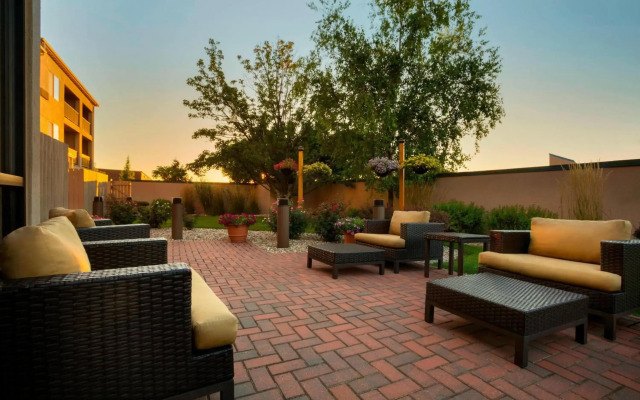 Courtyard Champaign